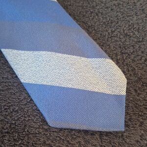 Vintage Retro Terry Queen Currie Classic Blue Striped Polyester Tie